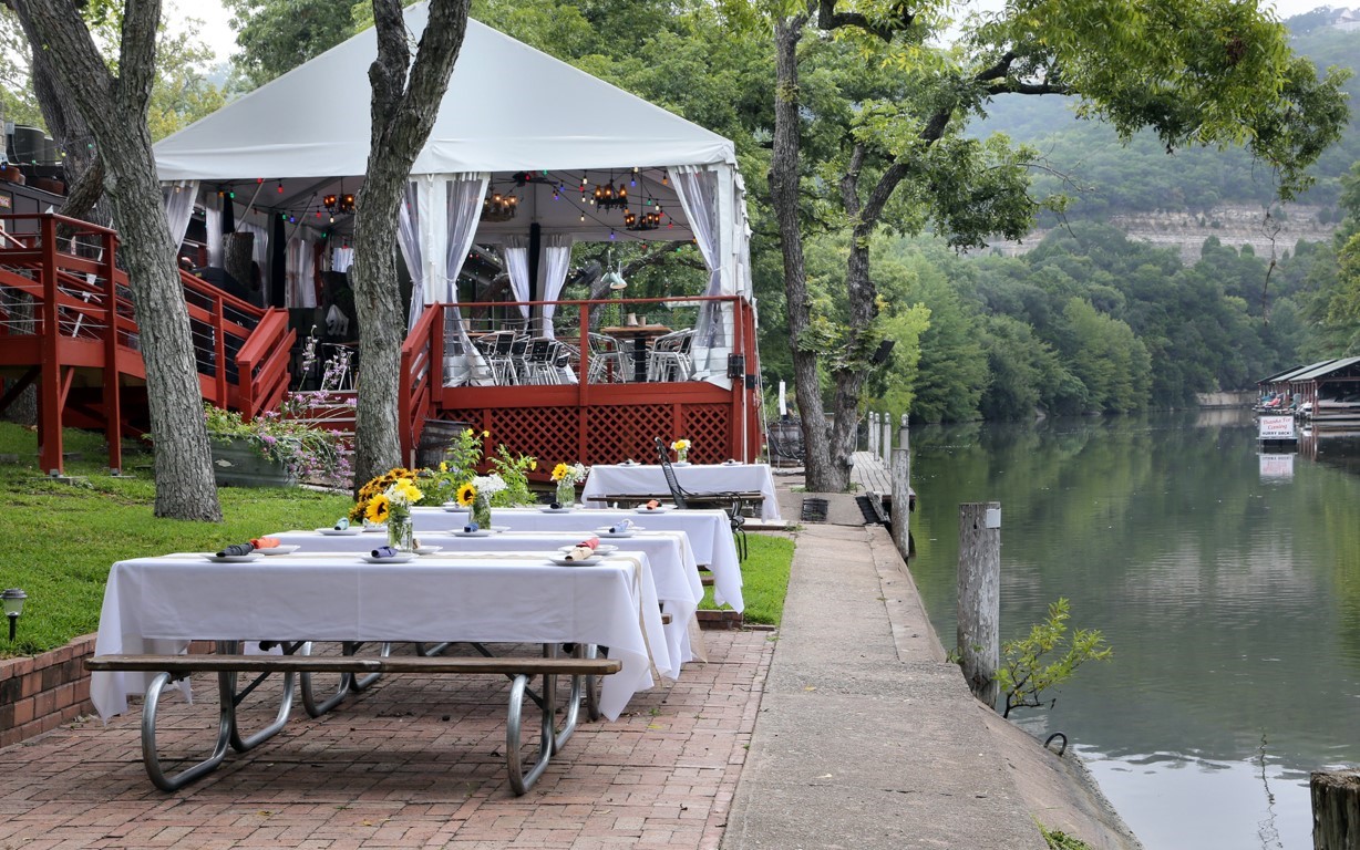 Austin Barbecue The County Line on the Lake